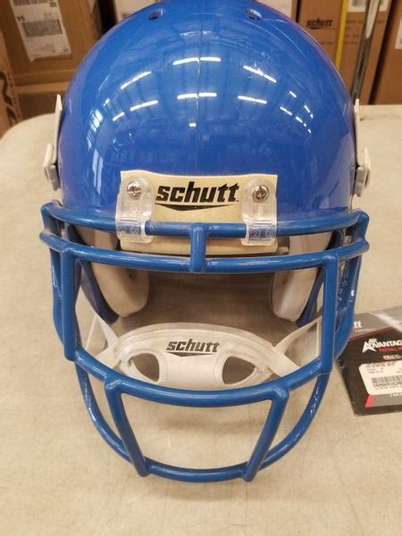 Adult New Large Schutt Air Advantage Helmet Sidelineswap