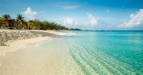 How to Spend the Day at Seven Mile Beach in Grand Cayman - The ...