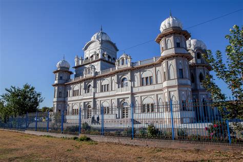 Guru Nanak Gurdwara - Bedford