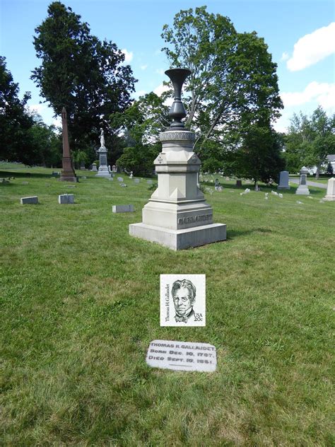 Photo Ops Grave Of A Famous Person Thomas Hopkins Gallaudet