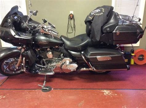 Buy 2011 Harley Davidson Touring On 2040 Motos
