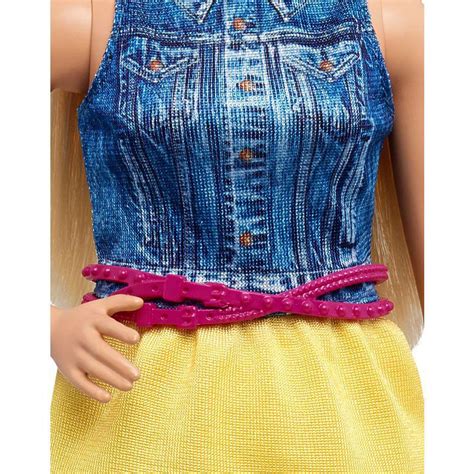 Barbie® Fashionistas® Doll 22 Chambray Chic Curvy Dmf24 Barbiepedia