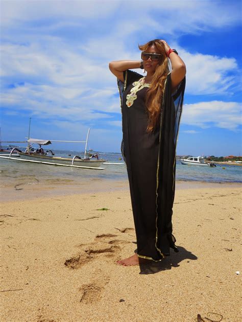 Bikini Bali Pantai At Ella Hogarth Blog