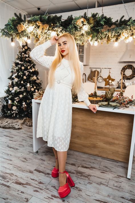 Wonderful Polina 32 Y O From Vinnitsa With Blonde Hair ID 723327 LadaDate