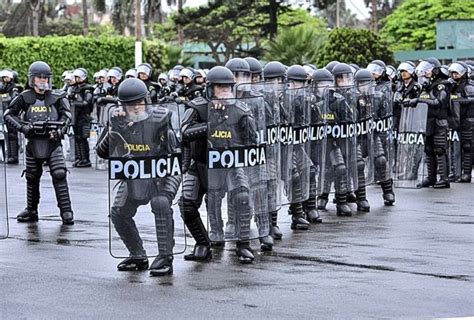 Fiestas Patrias Más de 30 mil policías resguardarán Lima en caso de