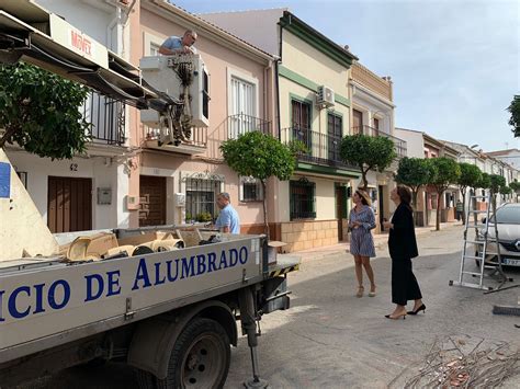 El Ayuntamiento incorpora iluminación LED en media docena de calles de