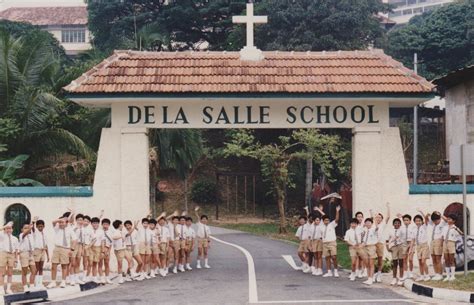 De La Salle School