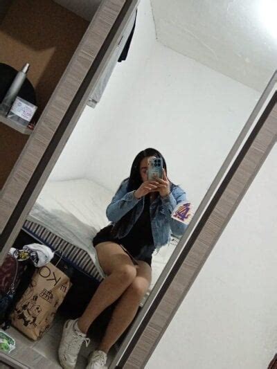 Barbie Cute Stripchat Webcam Model Profile Free Live Sex Show Cam Joy