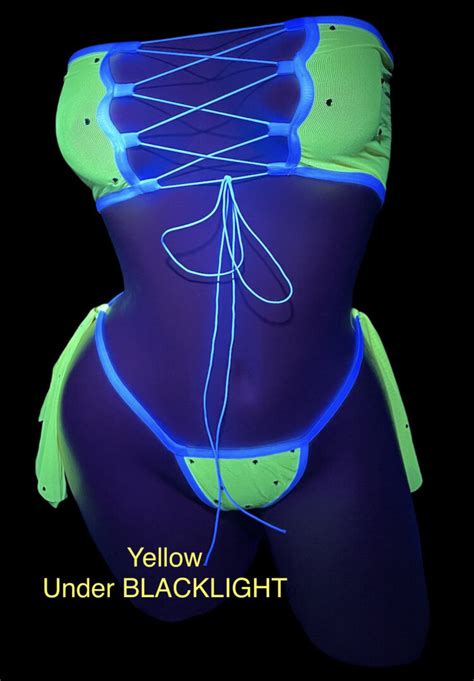 Hot Sexy Bridget Hodge Bikini Pics