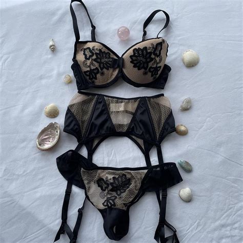 Beautiful Vintage Lingerie Set B Padded Bra Depop