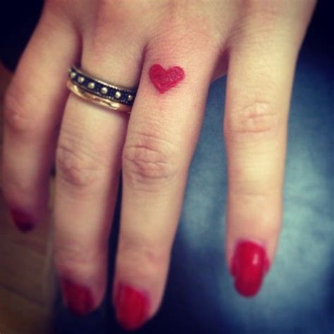 Heart Tattoo on Finger Designs, Ideas and Meaning - Tattoos For You