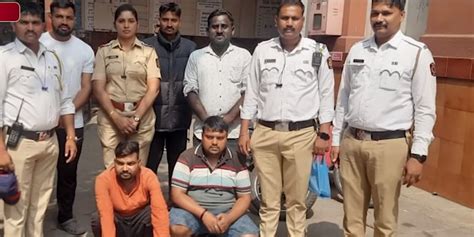 Video Pune Traffic Police Catch Thieves Attempting Atm Heist At Appa