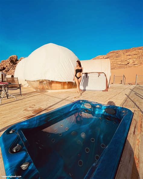 Lara Moreno Cutemorena Travellara Nude Onlyfans Leaks Fappening Fappeningbook