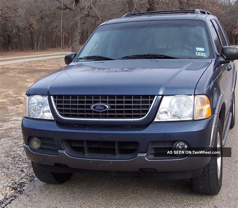 2002 Ford Explorer Xlt 4 Wheel Drive 4 6 Liter V 8