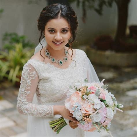 Pin De Jenni Jesu En Indian Christian Bridal Style