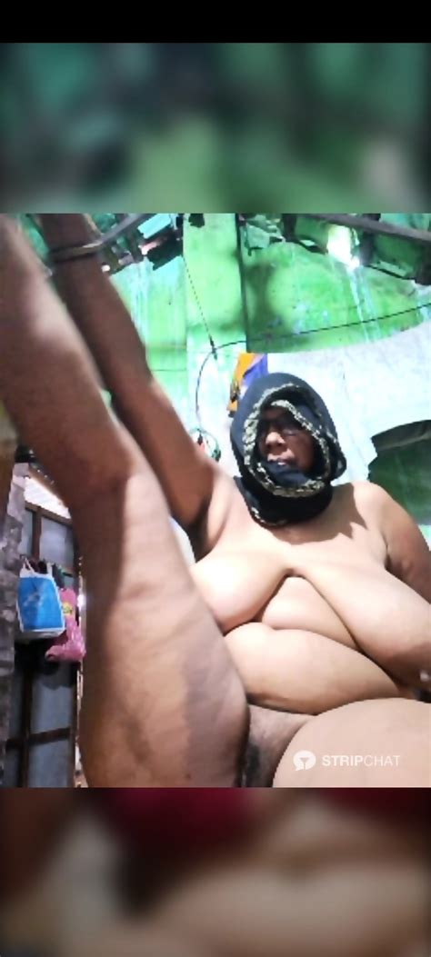 Age Anty Nude Front Of Camera Bigboobs