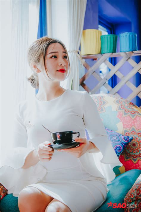 Hot girl Việt có body vạn người mê múa côn như Lý Tiểu Long