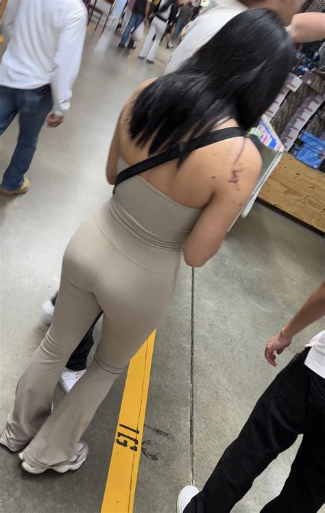 Petite Latina Milf Spandex Leggings Yoga Pants Forum