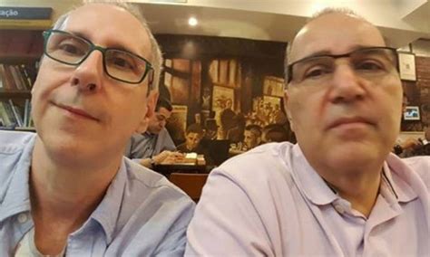 Após dois meses casal gay consegue voltar à vila onde foi espancado na Tijuca Jornal O Globo