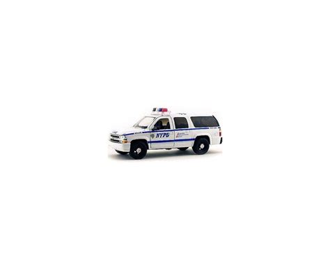 Jada 05002 Chevy Suburban Nypd 2000 124 Modellino