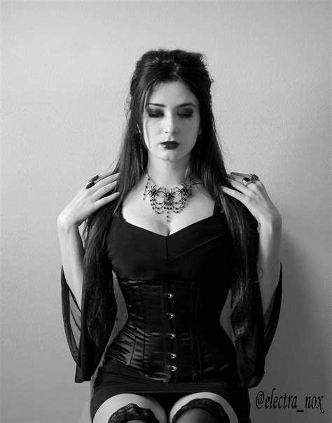 Gothic outfits, Gothic fashion, Goth beauty