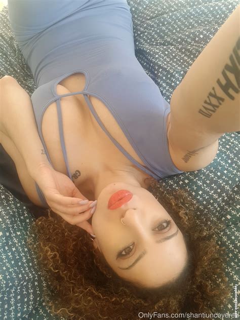 Queenuncovered Nude OnlyFans Leaks The Fappening Photo FappeningBook