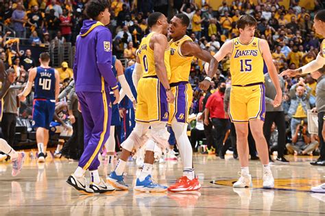 Lakers Show Progress in Loss to Clippers | Los Angeles Lakers