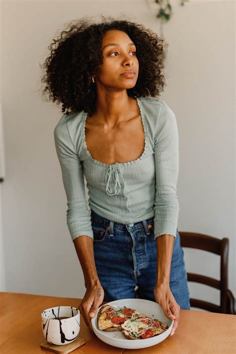 10 Anti-Inflammatory Breakfasts A Nutritionist Wants You to Make