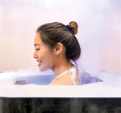 Heres Why I Stood Naked In 200 Degrees Of Liquid Nitrogen Washingtonian