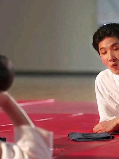 Pin by R oβ e r τ α on Random pins memes etc Video Cute couple videos Cute gay