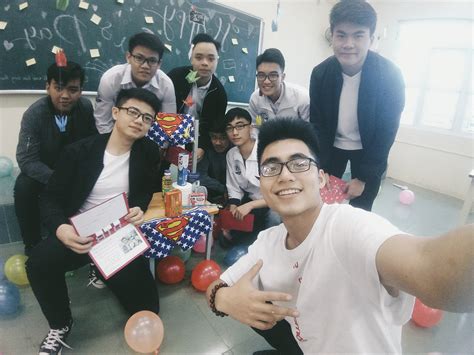 Xôn xao thông tin em trai hot boy của Sơn Tùng M TP sắp nhập học trường Hutech