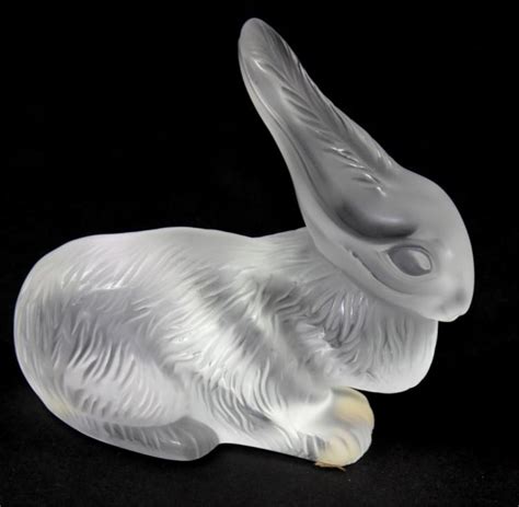 Sold Price Lalique French Glass Rabbit Paperweight June 4 0117 6 00 Pm Edt