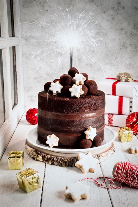 Naked Cake Al Cioccolato Con Tartufi E Biscotti Alla Cannella Opsd Il Gustoso Food Blog