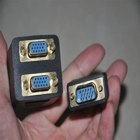 Gold VGA VGA 분배기 1 PC 듀얼 모니터 고품질 15P 3 + 6 직경 8.0 구리 내부 VGA 케이블 모니터 비디오 ...