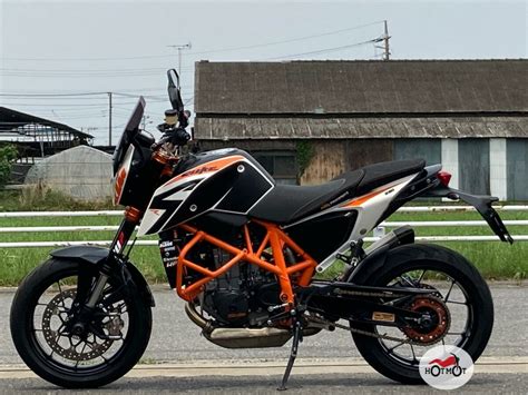Купить б у KTM 690 Duke инжектор 6 передач в Москве чёрный naked bike 2015 года на Авто ру ID