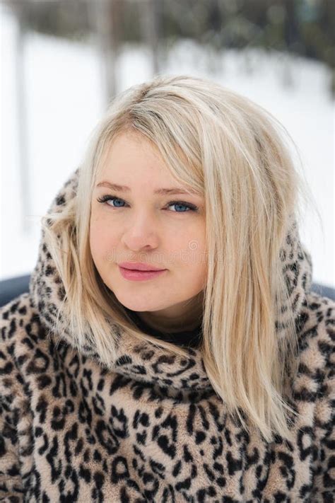 Love Romantic Winter Photoshoot Blonde Beautiful Pretty Caucasian European Woman Girl In