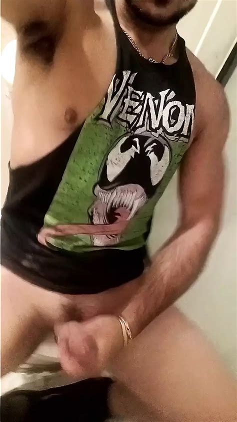 AMATEUR HUNK BEAU BOFFUM GOONING BIS ER EINE RIESIGE NUSS VORZEITIG ENTLÄDT xHamster