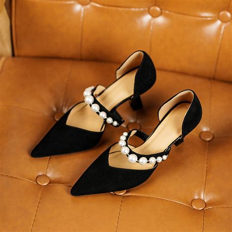 Faiza Dorsay Heels with Pearls Black – Newgew