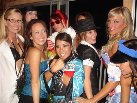 Babe Having Fun In The Basement Room Porn Pictures XXX Photos Sex Images 2743898 PICTOA