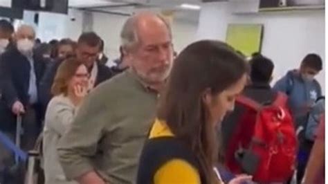 Ciro Gomes é Hostilizado Por Bolsonarista Em Aeroporto De Miami Assista