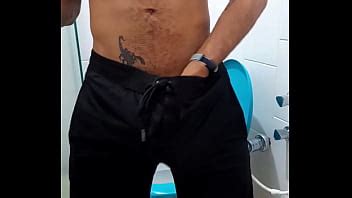 Alisando O Pau No Banheiro Pt XVIDEOS