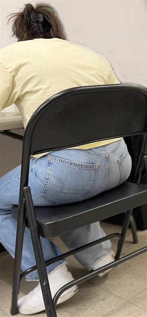 Latina Manager In Jeans Part Tight Jeans Forum