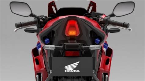 Tin Xe Hot Ra M T Vua C N Tay Honda C Abs K Nh T V A Winner X V Yamaha Exciter Gi R