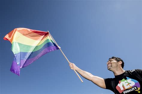 Australians Say Yes To Same Sex Marriage In Nonbinding Vote Wsj