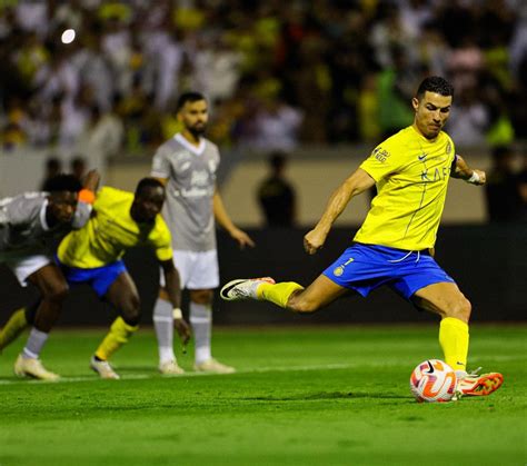 Ronaldo Vừa Ghi Bàn Vừa Kiến Tạo Al Nassr Thắng Kịch Tính Al Taee