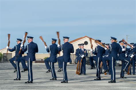 Patrick hosts USAF Honor Guard Drill Team > Space Launch Delta 45 ...