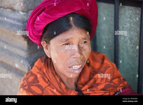 Maya gesichter Fotos und Bildmaterial in hoher Auflösung Alamy