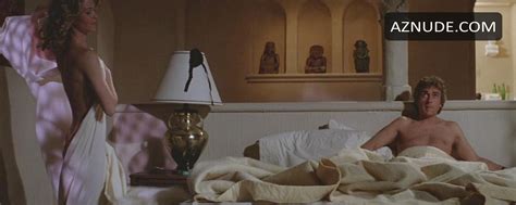 DEE WALLACE STONE Nude AZNude