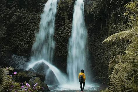 Destinasi Wisata Di Magelang Yang Hanya Muncul Saat Musim Hujan Air