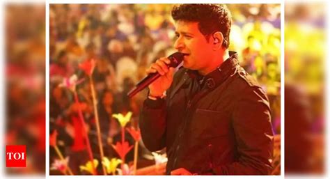 video  singer kks  performance  viral   internet